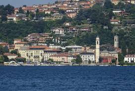 Lake como private boat tour. Cernobbio Wikipedia