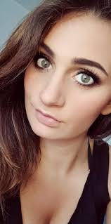 Sara Imbriani's Instagram, Twitter & Facebook