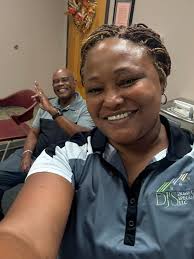 I love that my husband prays for me! ❤️❤️ What do you love about your mate? 