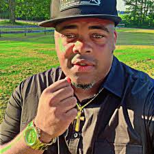 Shaq is coming to Mississippi! NBA legend Shaquille O'Neal is setting up  shop in Hattiesburg! 🏀 “Big Chicken” is a fast-casual restaurant chain  that Shaq founded in 2018., featuring home-cooked childhood favorites