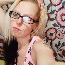 Danielle Knowles (@knowlesdanielle87) • Instagram photos and videos