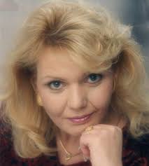 Beverly Fonder's Instagram, Twitter & Facebook