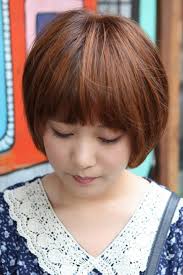 Korean bob hairstyles identic with trendy and creative hairstyles, and often with minimal styling you can get maximal appearance. Cute Korean Short Haircut Layered Bob With Feathered Ends Fringe Hairstyles Weekly