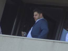 Jun 07, 2021 · prezenţa lui mircea geoană pe acea listă îi poate surprinde pe unii. Fiul Lui Mircea Geoana A Studiat In America Dar S A Intors In Romania Ca Sa Se Angajeze La O Firma De Apartament In Pauzele De Fumat Iese Cu Colegii Pe Balcon Ca