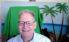 Check spelling or type a new query. How To Use Green Screens With Zoom The Channelpro Network