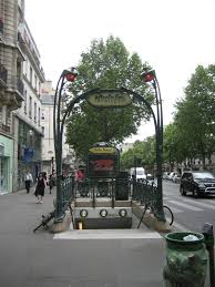 Vous êtes une personne âgée et devez vous rendre régulièrement ou occasionnellement chez des amis, faire des courses nos chauffeurs/accompagnateurs sont formés pour le transport des personnes âgées et vous prennent en charge de votre maison à votre lieu de. Transports Urbains Wikipedia