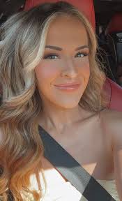 Hi neighbors! I have seen a ton of posts asking about home/auto insurance  quotes so I thought I'd share my services here! I currently work for  Goosehead Insurance which is the largest