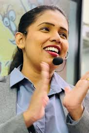 தொடர்ந்தும் தலைமறைவாகியுள்ள டீச்சர் அம்மா