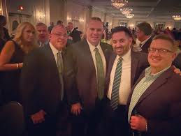 Last night I attended the Rockland County AOH's Emerald Ball at the Pearl  River Hilton. It was great to be back together in celebration of Irish  Heritage after the last two years.