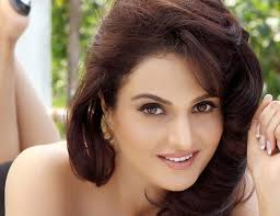She was born on 17 august 1993 in hyderabad. Bollywood Heroines And Their Underworld Lovers