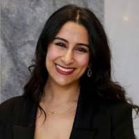 2900+ "Krystal To" profiles