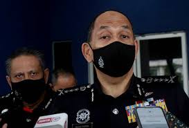 Pegawai polis yang digantung tugas. Polis Perak Perjelas Ops Jaga Tol Astro Awani