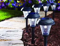 10 Best Outdoor Solar Lights Of 2019 Smarthome Guide