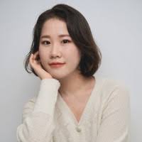 100+ "Lindsay" profiles