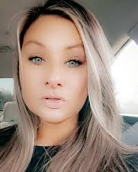 Regina Nolan's Instagram, Twitter & Facebook