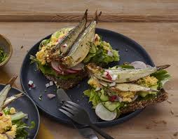 Smoerrebroed Mit Sprotten Rezept Einfache Gerichte Rezepte Hauptgericht