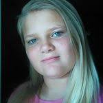 Kimberly Harrelson's Instagram, Twitter & Facebook