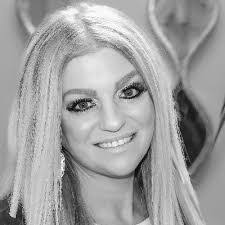 Joni Clark's Instagram, Twitter & Facebook