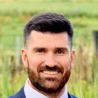 1700+ "Greg 🌚🌝" profiles