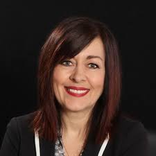 In this short video, I talk about a few best practices that will help you  conduct a successful meeting.