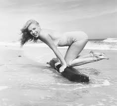 Marilyn monroe), урождённая но́рма джин мо́ртенсон (англ. 13 Samyh Seksualnyh Snimkov Merilin Monro