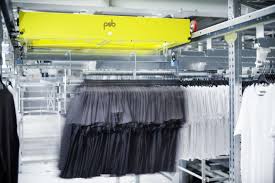 See what employees say it's like to work at psb intralogistics. Weltpremiere Hangeware Trifft Shuttle Technik Shuttlesysteme News Logistra Fachmagazin Fur Nutzfahrzeug Fuhrpark Und Lagerlogistik Intralogistik Flurforderzeuge Lagertechnik Lkw