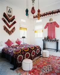 From the carved bed and oriental rug to the tiled floors and ornate side tables, this bedroom is full of moroccan influences. 70 Mysterious Moroccan Bedroom Designs Digsdigs