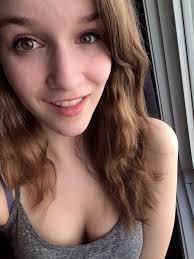 Posting this in hopes that I will find friends and/or people in my program.  Feel free to add me 😊 Name: Kelsey Hiles. Nickname: Kels. Hometown:  Barrie. High school: St. Joan or