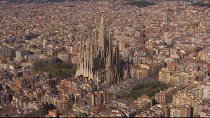 El video en 3d permite descubrir de forma virtual cómo será finalmente el edificio de la sagrada familia, proyectado por gaudí, en barcelona. What The Finished La Sagrada Familia Church In Barcelona Will Look Like In 2026