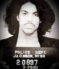 Does anyone know... who and when ? 🤙🏿