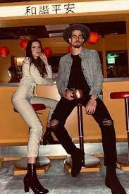 E enzo está solteiro desde fevereiro desse ano, quando terminou com a bilionária victoria grandene. Bruna Marquezine E Enzo Celulari Estao Em Clima De Paquera Apos Bazar Solidario Famosos Extra Online