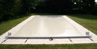 Piscines Concept Constructeur De Piscines Sur Lyon Est Specialisee Dans La Conception De Piscines Et L Amenagement Des Espaces Environnants