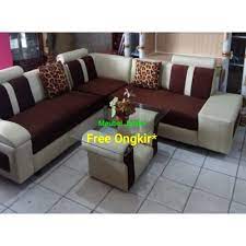 Tentunya anda sendiri juga tidak asing dengan perabotan yang satu ini. Jual Sofa Cendana Sudut Kursi Tamu Minimalis Cantik Kota Tangerang Meubel Mebel Jatake Tokopedia