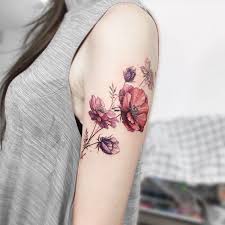 Flower tattoos make for some of the most versatile tattoos for men and women. Instagram Photo By íƒ€íˆ¬ì´ìŠ¤íŠ¸ ê½ƒ Jul 12 2016 At 7 02pm Utc Beautiful Flower Tattoos Dainty Tattoos Vintage Flower Tattoo