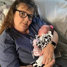 Rhonda E Lewis in people