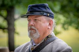 How to achieve bokeh effect with a kit lens?