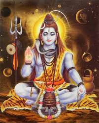 The entire month of sawan is holy, but monday or sawan ka somwar happens to be of utmost importance, when it comes to observing fasts and following rituals. Kyszgiomioobem