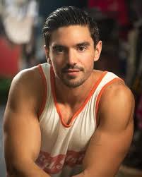 Steve Grand's Instagram, Twitter & Facebook