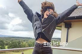 Claritza Martinez desnuda- te invita a su mundo privado