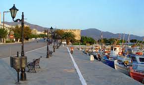 Η κάρυστος είναι παραθαλάσσια κωμόπολη και λιμένας στη νότια εύβοια και αποτελεί την έδρα του ομώνυμου δήμου, ενώ υπήρξε πρωτεύουσα της ομώνυμης τέως επαρχίας. Karystos A8hnorama Travel