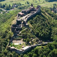 The village can be found on the northern bank of lake balaton in the vicinity of badacsony and keszthely. Castle Szigliget Daily News Hungary