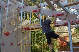4 St George Residents Take On Nbc S American Ninja Warrior Course Juegos De Exterior Juegos De Patio Juegos