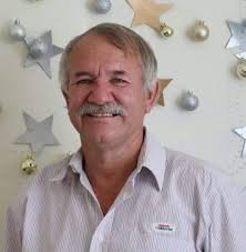 Vandag vier Twakkies du Toit, ons canjo speler, sy 70ste verjaarsdag. Baie  geluk Twakkies en mag die nuwe lewensjaar vir jou net mooi dinge inhou.