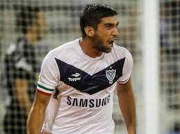 Emiliano javier amor (born 16 may 1995) is an argentine footballer who plays as a centre back for san martín de tucumán, on loan from vélez sarsfield in the argentine primera división. Fipccn0fpouuum