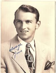 Indy Nostalgia member Jimmye Anderson & family! Two beautiful Indianapolis  City Librarians, Jimmye Ruth Anderson & her mom, Olivia  Mitchell-Anderson-Taylor (1911-2000). Two Indiana Physicians, her father,  Indianapolis Doctor James W. Anderson (1906-1974) (