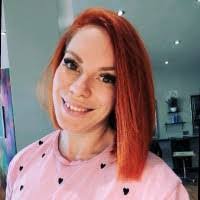 Hannah Newberry's Instagram, Twitter & Facebook