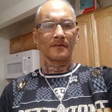 Dennis Ponce's Instagram, Twitter & Facebook