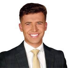 Kellie Blanton's Instagram, Twitter & Facebook