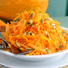 Mohrensalat Mit Gerosteten Kernen Rezept Mohren Salat Mohrensalat Karotten Salat