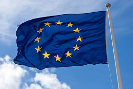 Eurobarometro: fiducia nell'UE ai massimi storici, crescente sostegno per l'Euro e un'UE più forte